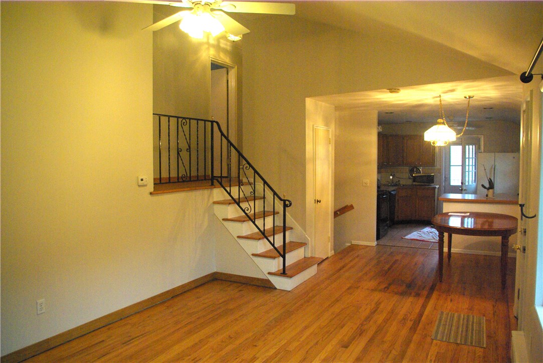 138 Glenbrook Road Warwick, RI 02889 - Photo 6 of 14 Gallery Image 6