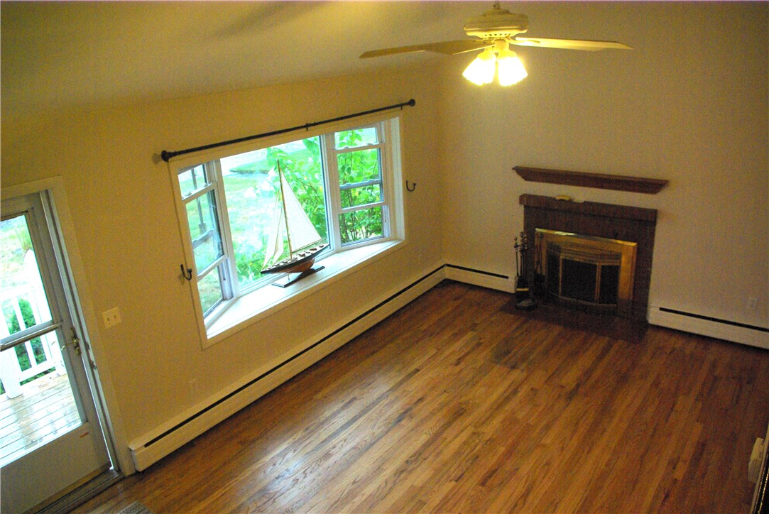 138 Glenbrook Road Warwick, RI 02889 - Photo 7 of 14 Gallery Image 7