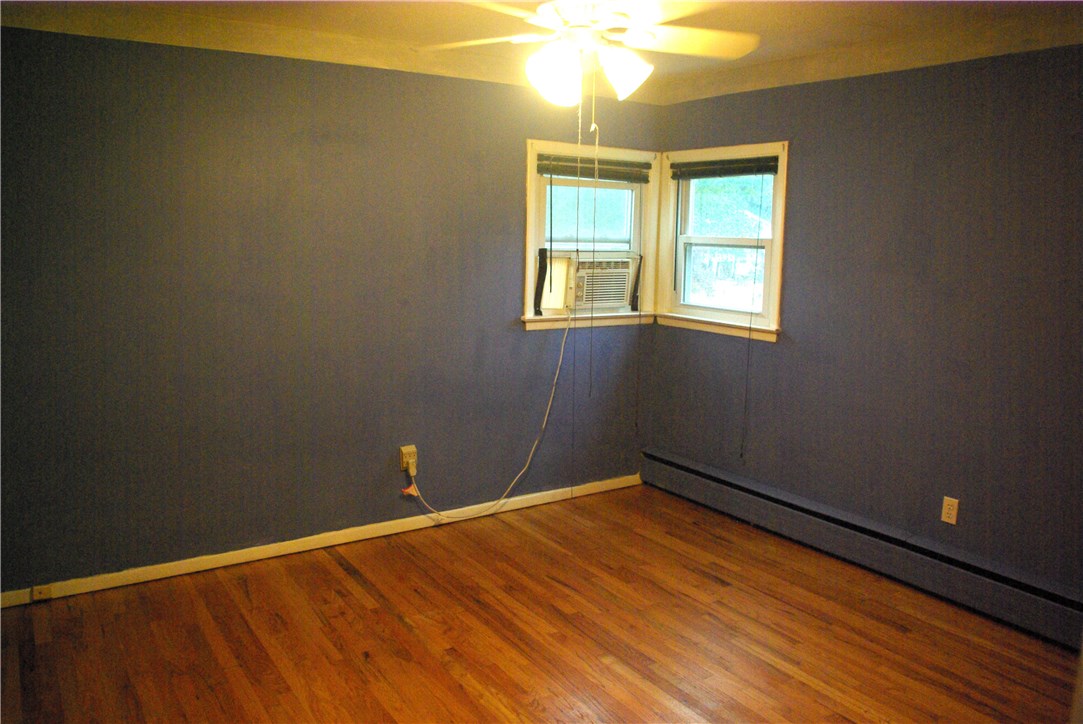 138 Glenbrook Road Warwick, RI 02889 - Photo 9 of 14 Gallery Image 9