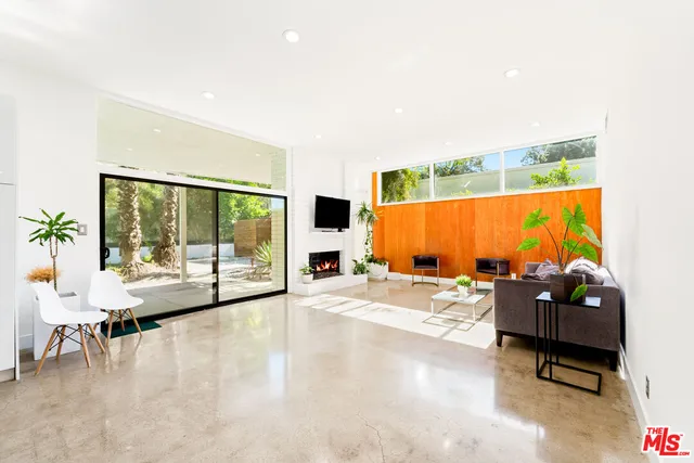 $10,500 | 3744 Cody Road, Sherman Oaks, CA 91403