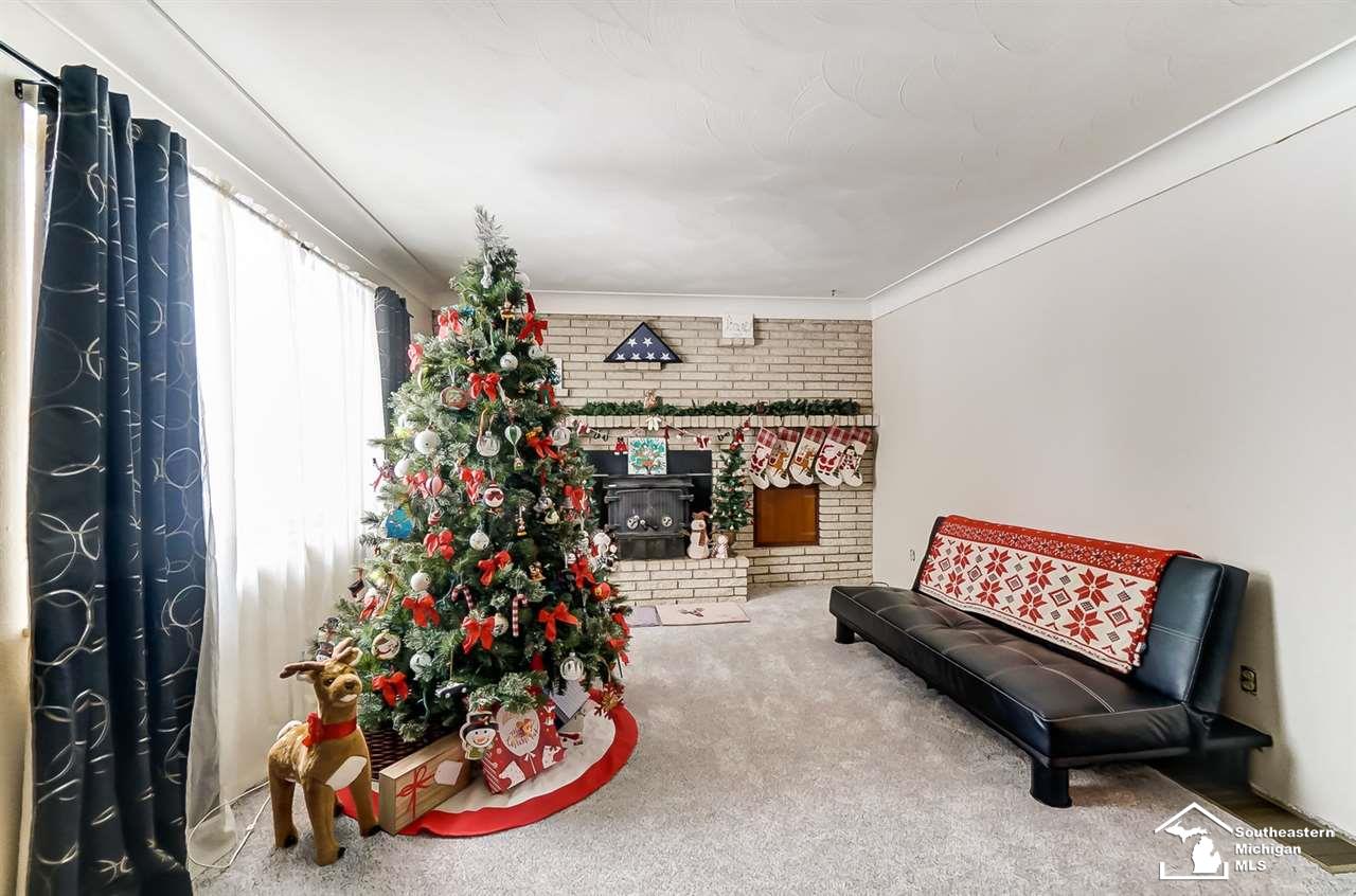3725 Bluebush Road Monroe, MI 48162 - Photo 7 of 42