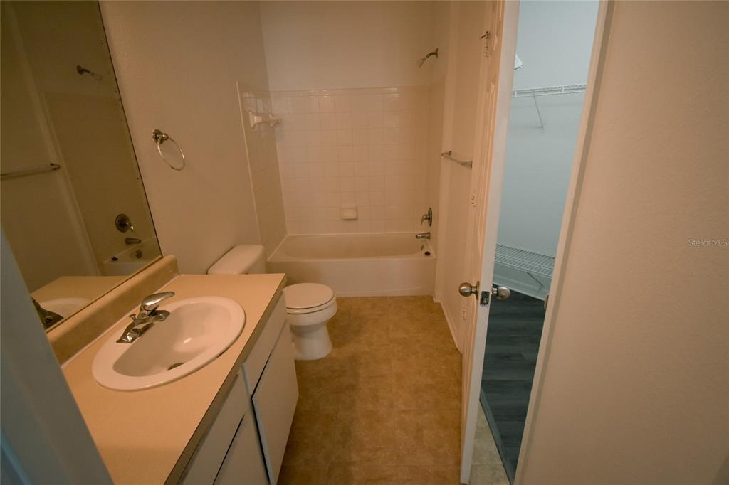 2000 Erving Circle, Unit 208 Ocoee, FL 34761 - Photo 9 of 20