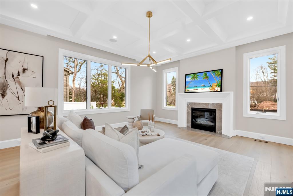 75 Susan Drive Closter, NJ 07624 - Photo 11 of 50