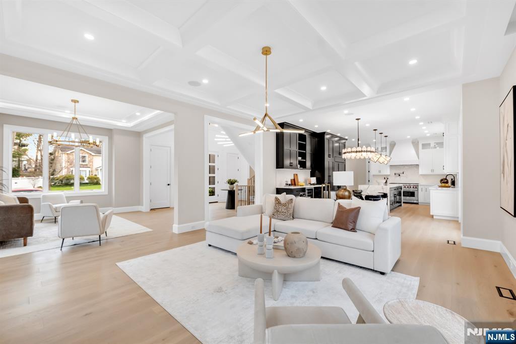 75 Susan Drive Closter, NJ 07624 - Photo 9 of 50