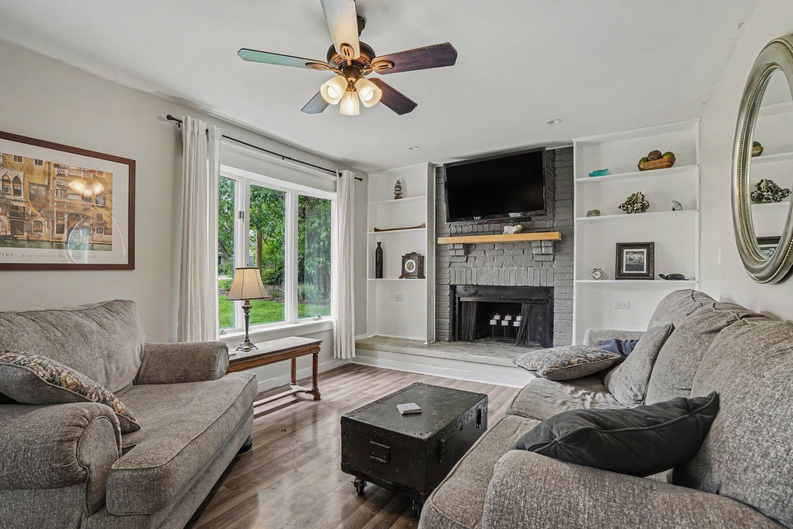 5S254 Radcliff Road Naperville, IL 60563 - Photo 4 of 32