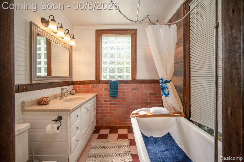 7016 Davison Road Davison, MI 48423 - Photo 13 of 42