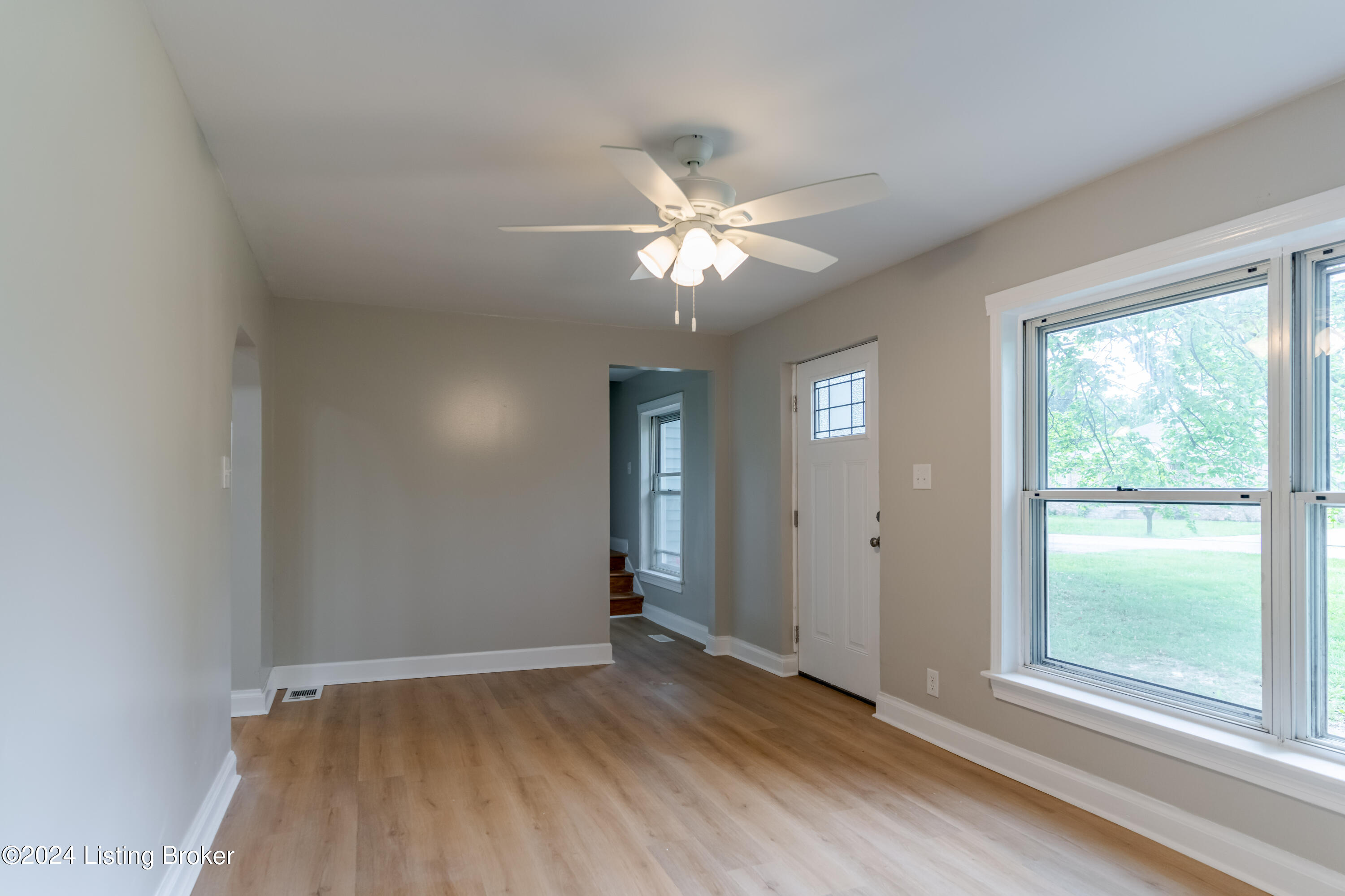 8914 Ferndale Road Louisville, KY 40291 - Photo 15 of 53 DSC06901