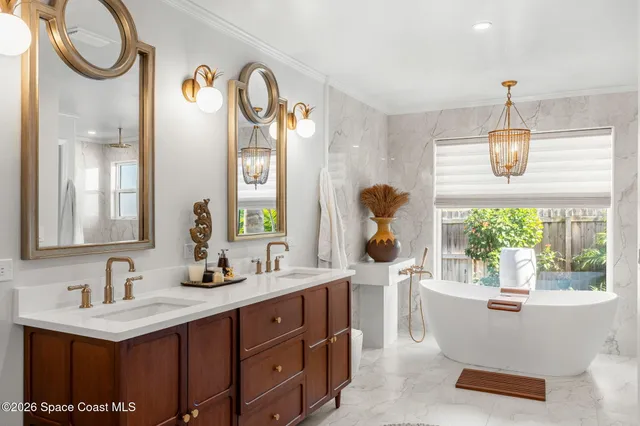 $1,465,000 | 656 Franklyn Avenue, Indialantic, FL 32903