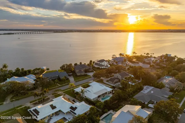 $1,465,000 | 656 Franklyn Avenue, Indialantic, FL 32903