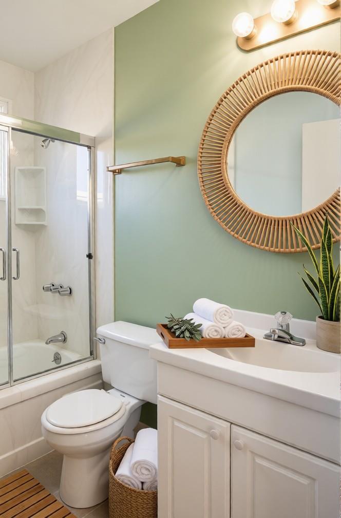 251 West Harder Road Hayward, CA 94544 - Photo 3 of 4 Gallery Image 3