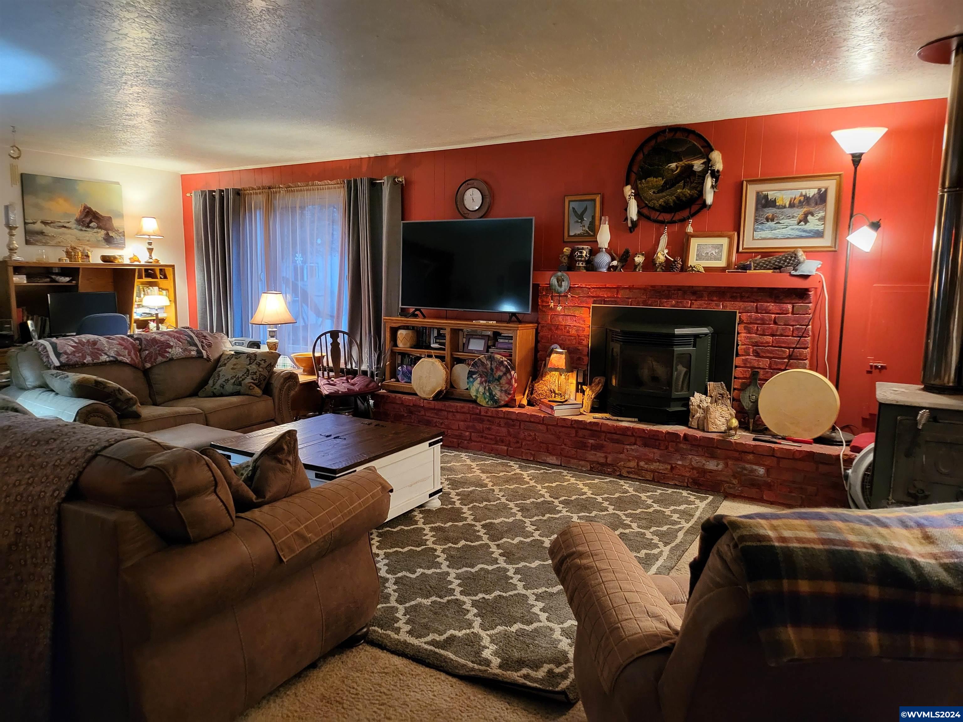 39241 Luckiamute Road Philomath, OR 97370 - Photo 13 of 36 Gallery Image 13