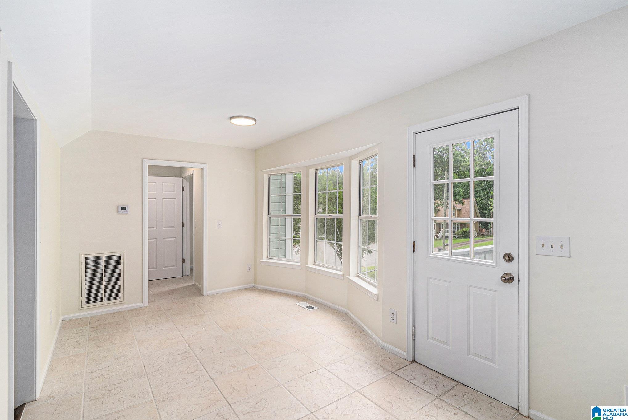 7214 Whitney Circle Pinson, AL 35126 - Photo 6 of 27