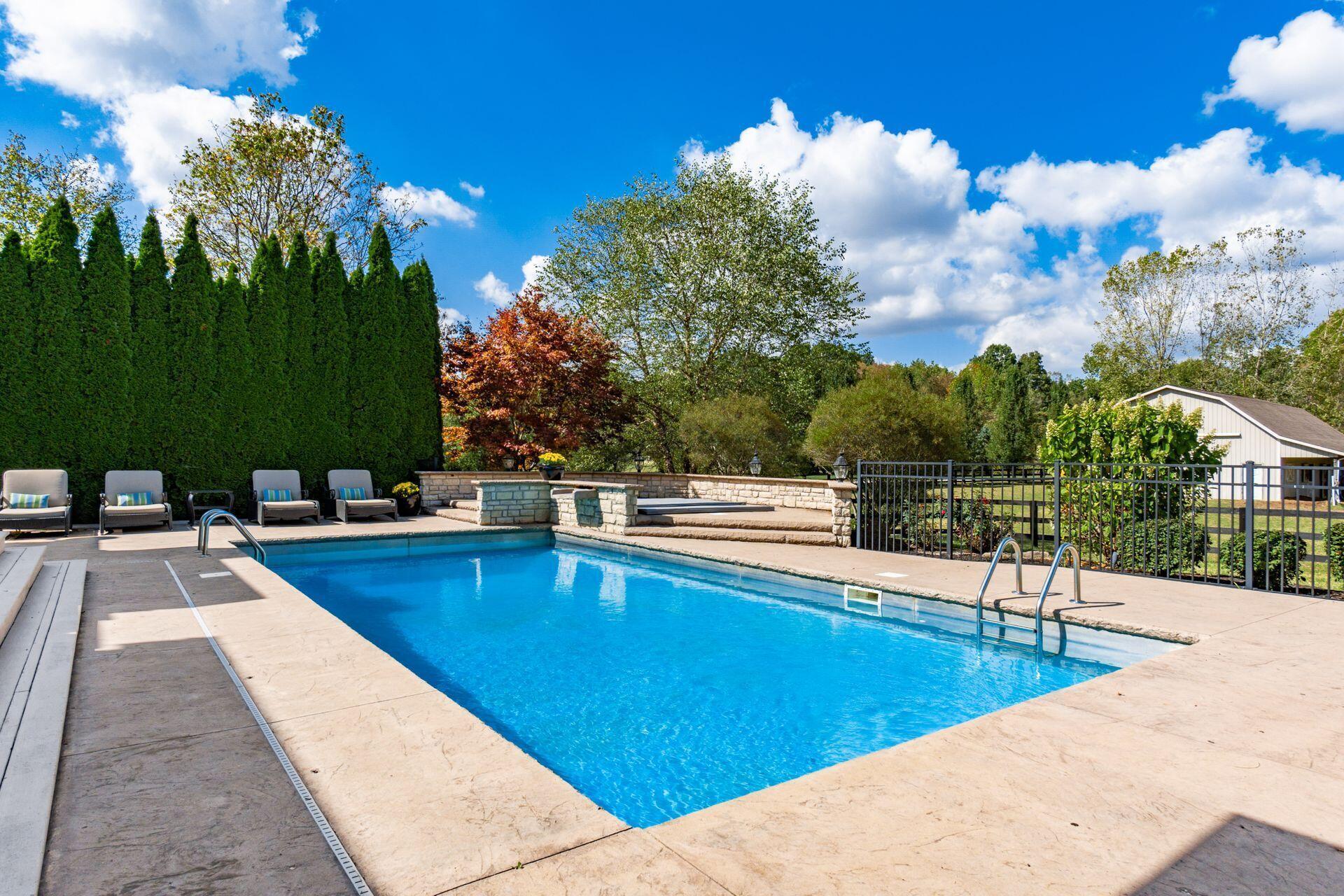 6861 Heverlo Road Sunbury, OH 43074 - Photo 61 of 104 Pool & Patio