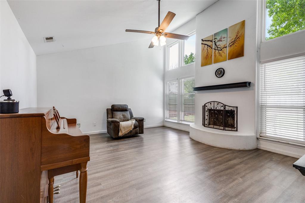 7501 Cedarhill Road Watauga, TX 76148 - Photo 3 of 16