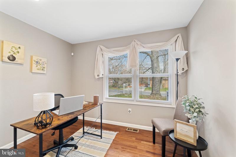 9005 Spring Acres Road Clinton, MD 20735 - Photo 5 of 42 Gallery Image 5