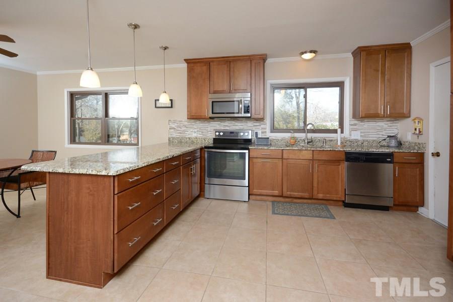 2708 Fairlawn Road Durham, NC 27705 - Photo 7 of 16 Gallery Image 7