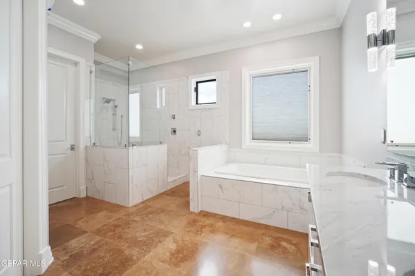$1,500,000 | 7 Cielo Del Este, Anthony, NM 88021