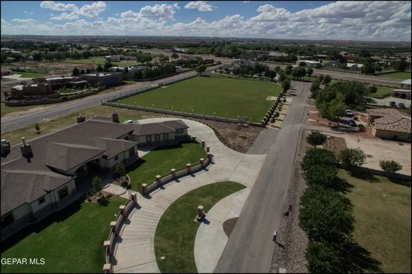 $1,500,000 | 7 Cielo Del Este, Anthony, NM 88021