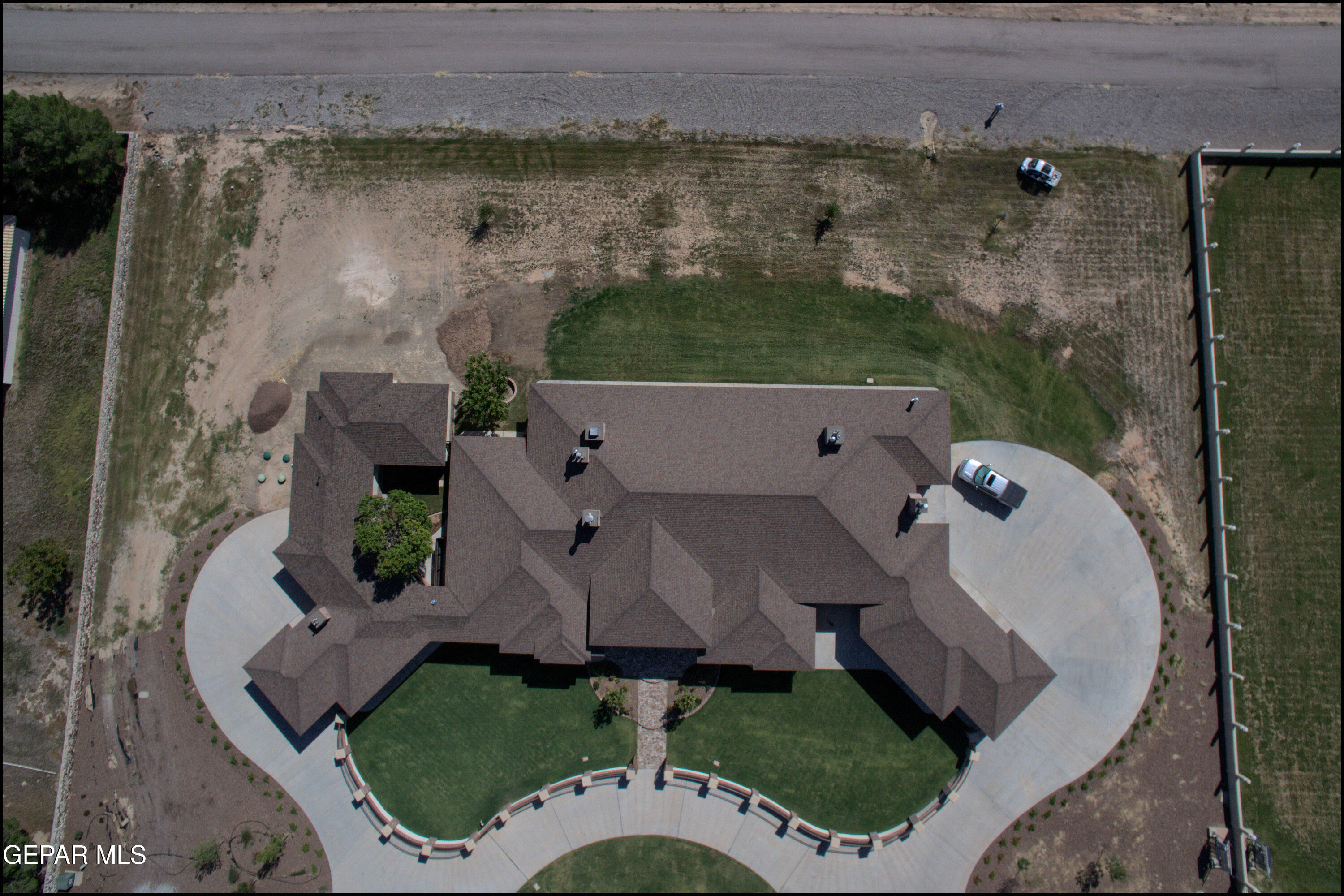 7 Cielo Del Este Anthony, NM 88021 - Photo 93 of 95 an aerial view of a house with a garden and yard
