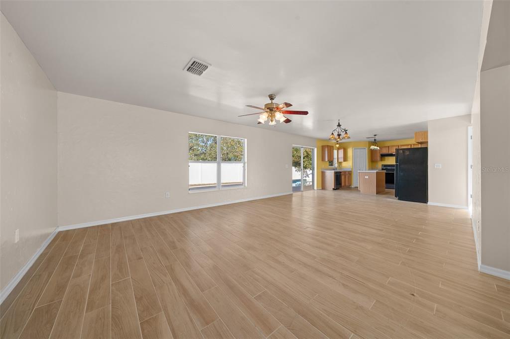 10191 Jordan Street Spring Hill, FL 34608 - Photo 22 of 59 family room
