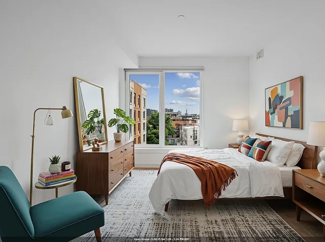 $2,227 | 179 Academy Street, Unit 400, Jersey City, NJ 07306