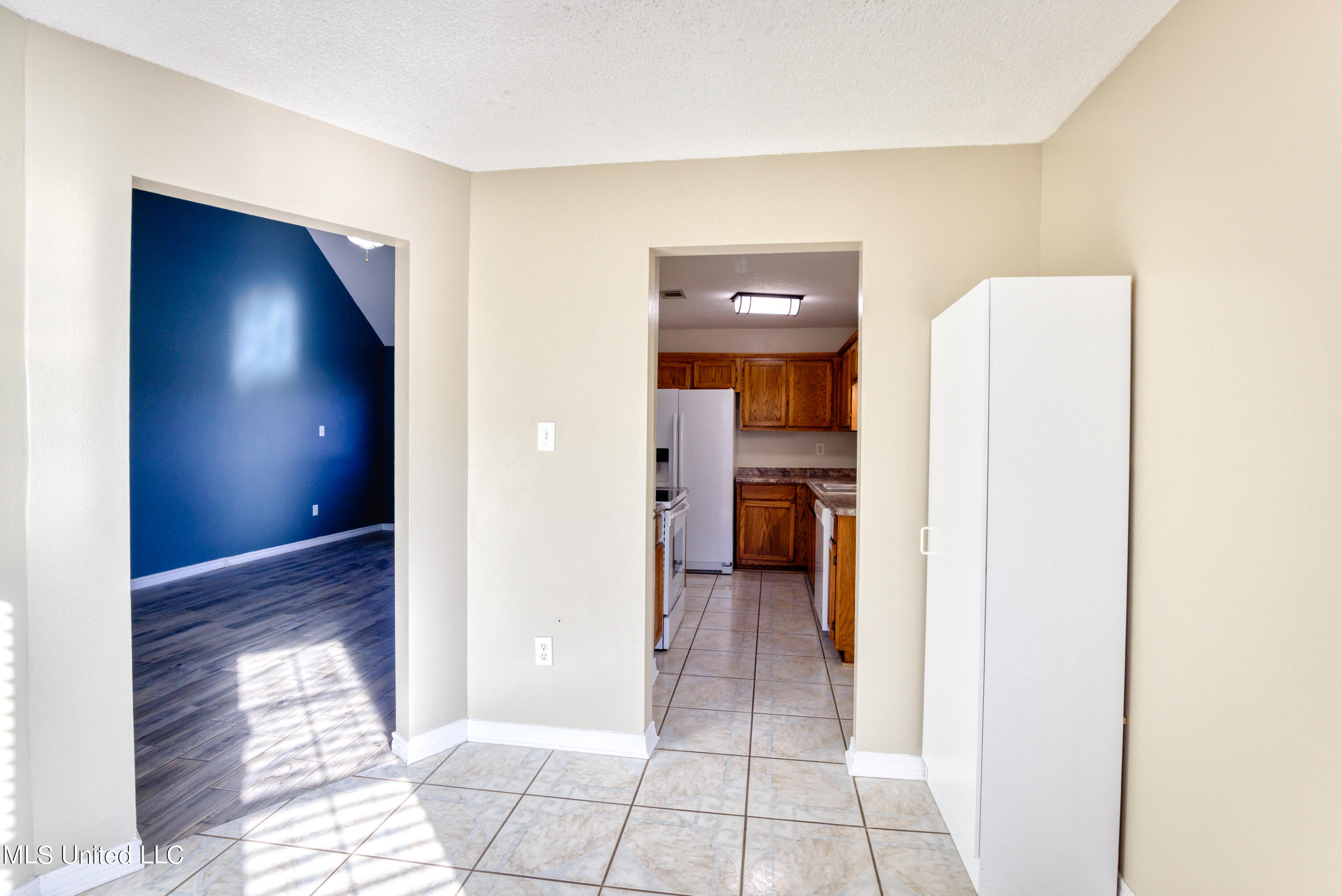 1312 Deana Road Ocean Springs, MS 39564 - Photo 8 of 28 1312DeanaRd-8
