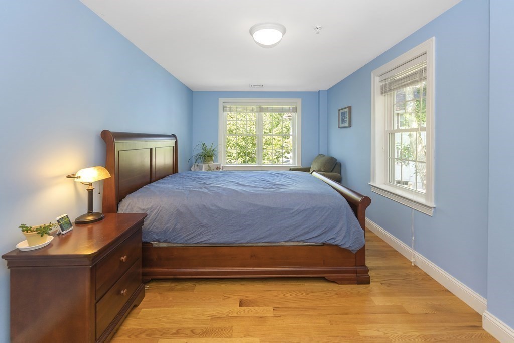 10 Oakley Road, Unit 10 Belmont, MA 02478 - Photo 11 of 26 Gallery Image 11