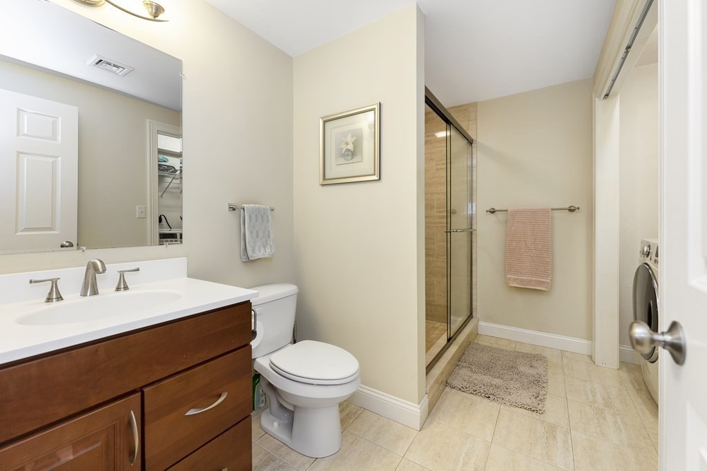10 Oakley Road, Unit 10 Belmont, MA 02478 - Photo 12 of 26 Gallery Image 12