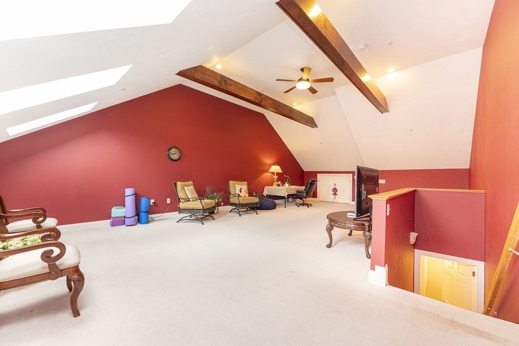 10 Oakley Road, Unit 10 Belmont, MA 02478 - Photo 16 of 26 Gallery Image 16