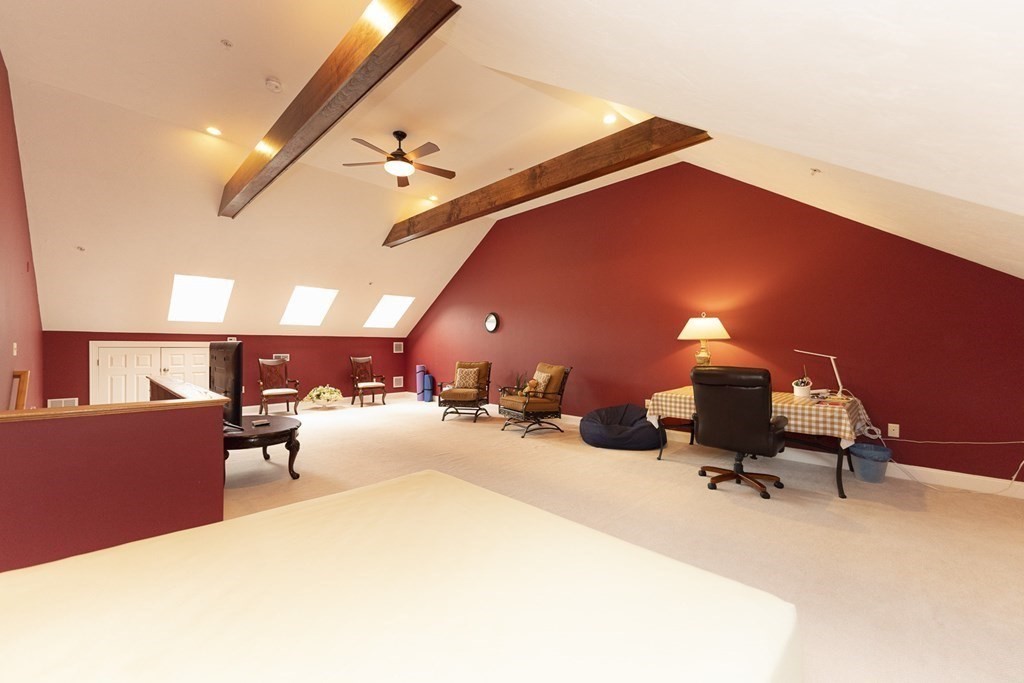 10 Oakley Road, Unit 10 Belmont, MA 02478 - Photo 17 of 26 Gallery Image 17