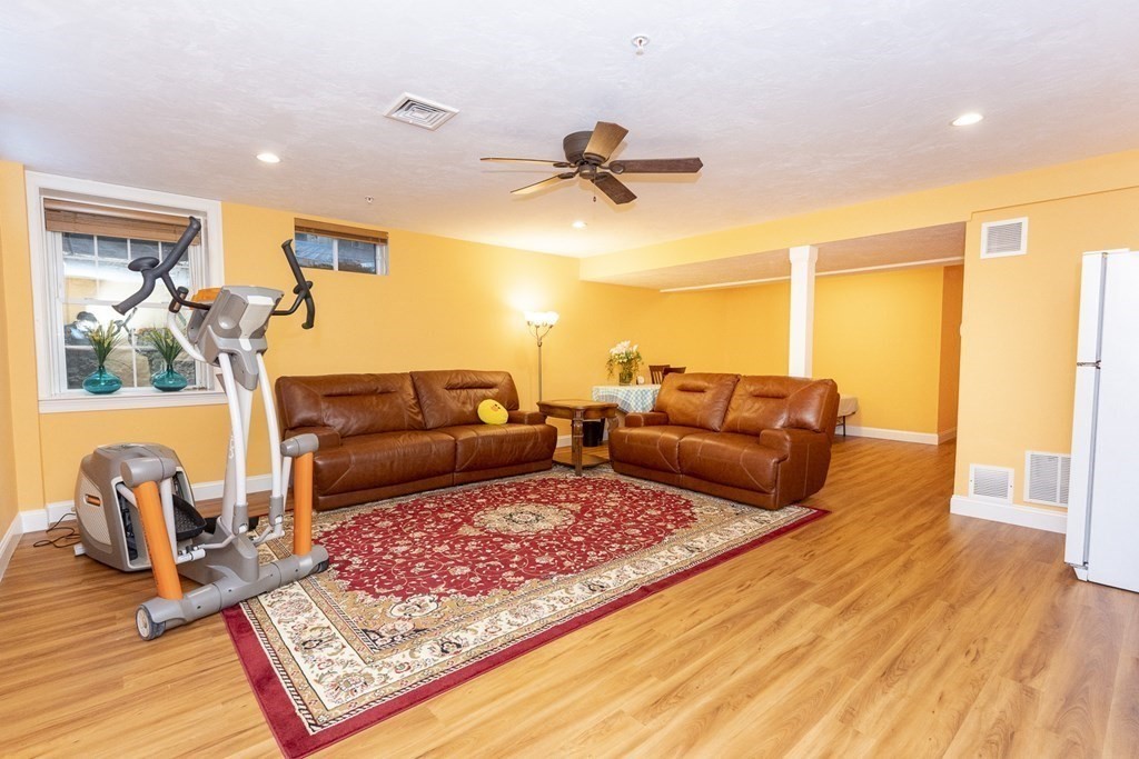 10 Oakley Road, Unit 10 Belmont, MA 02478 - Photo 19 of 26 Gallery Image 19