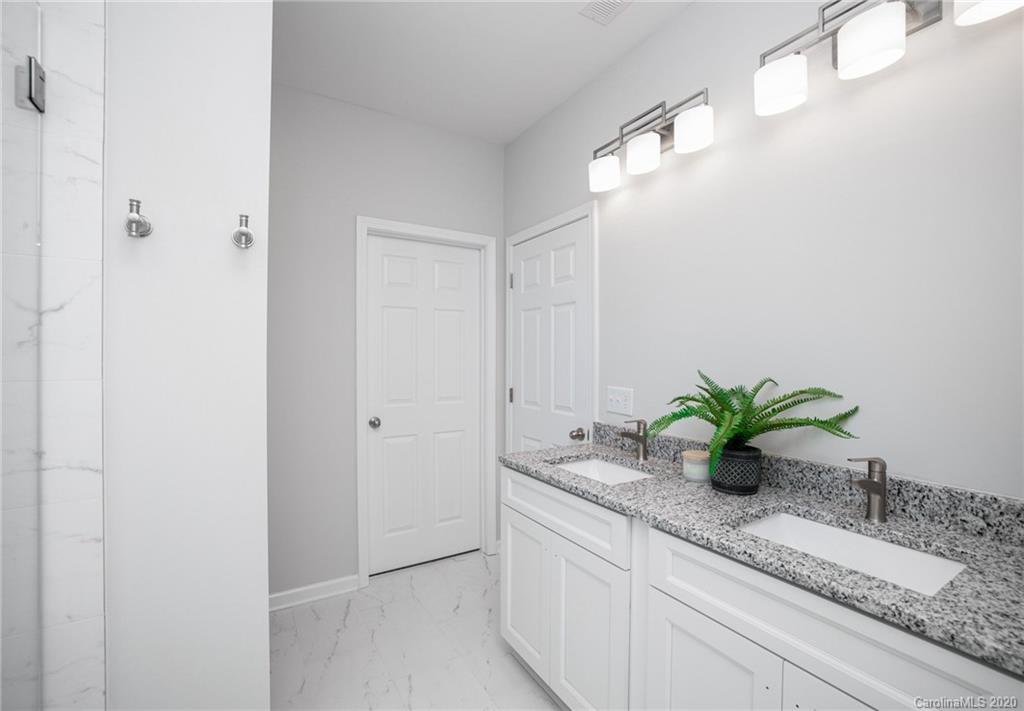 5034 Cheviot Road Charlotte, NC 28269 - Photo 22 of 28