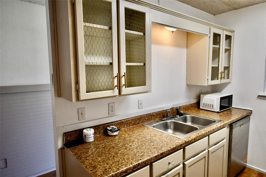 1402 Allen Road Goldthwaite, TX 76844 - Photo 8 of 28