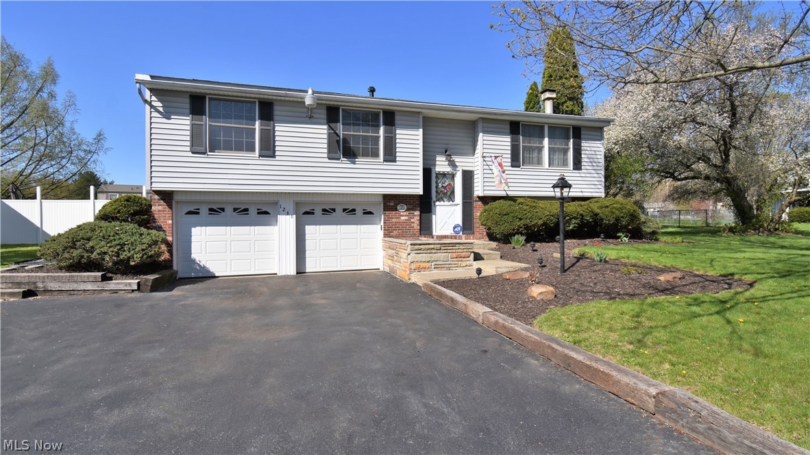 1266 North Road Southeast Warren, OH 44484 - Photo 1 of 35 Gallery Image 1