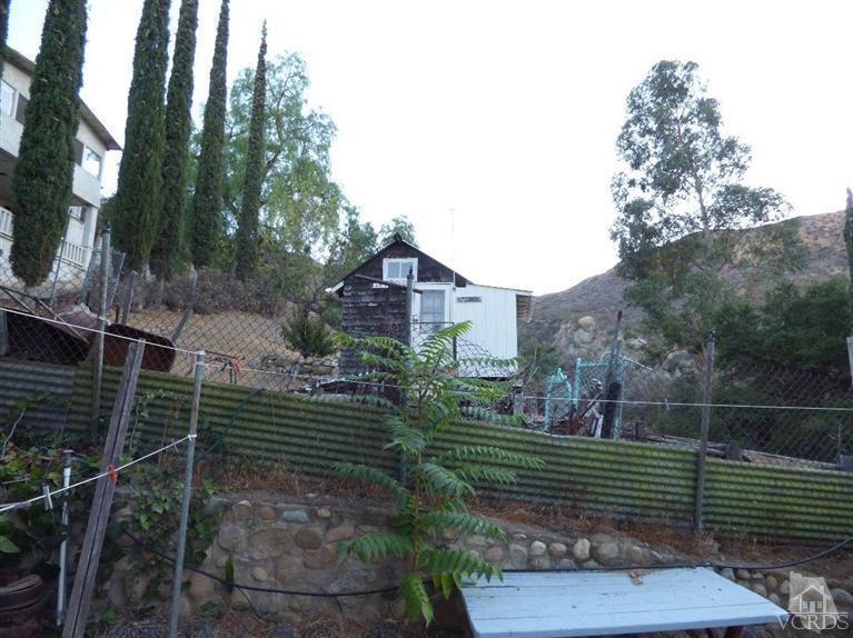 952 Riess Road Simi Valley, CA 93063 - Photo 12 of 25 a view of a house with a yard
