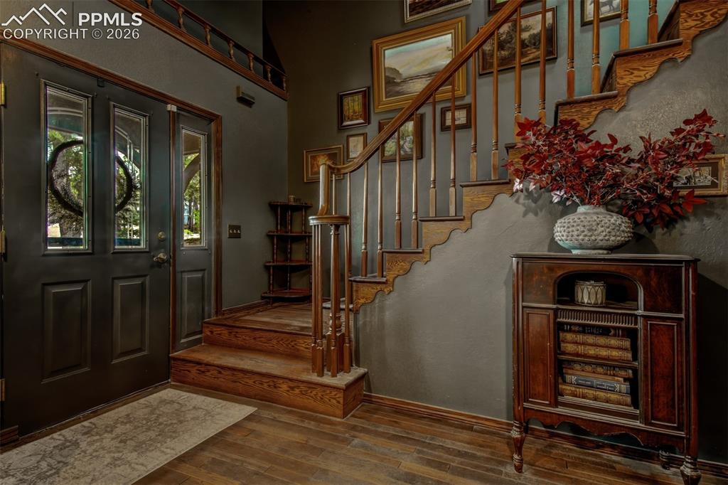 255 Jack Boot Way Monument, CO 80132 - Photo 6 of 32 Foyer