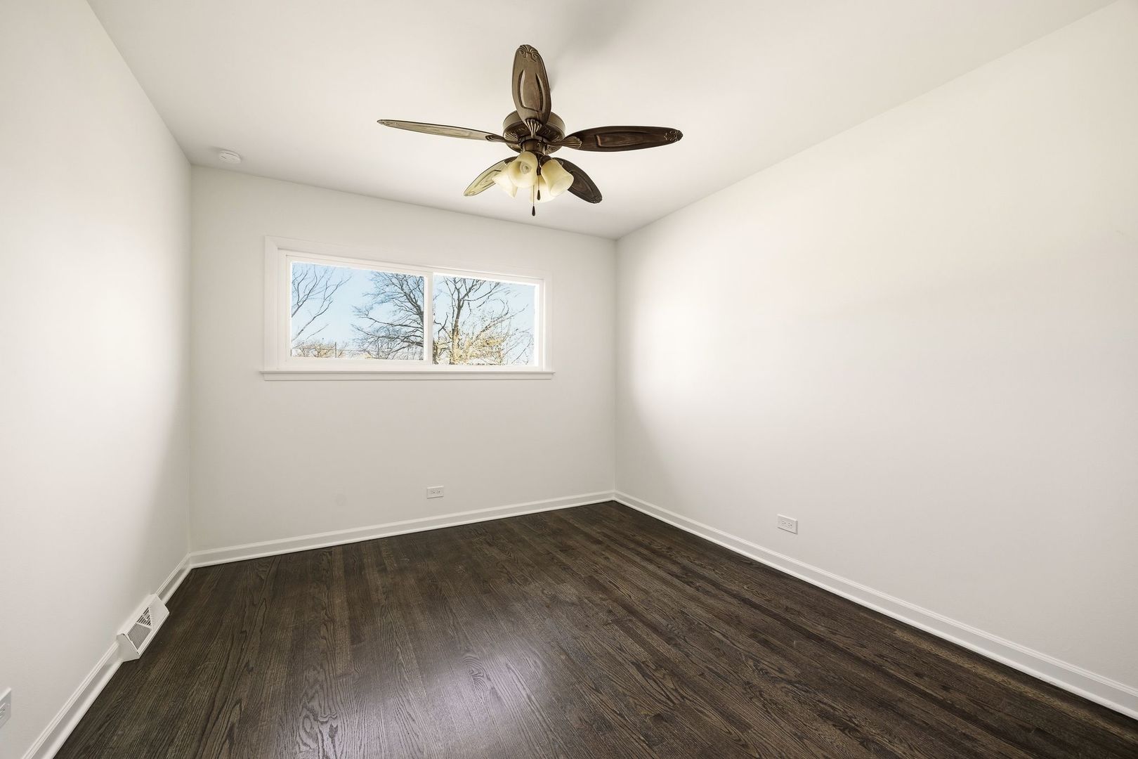 215 Hibbard Road Wilmette, IL 60091 - Photo 19 of 35