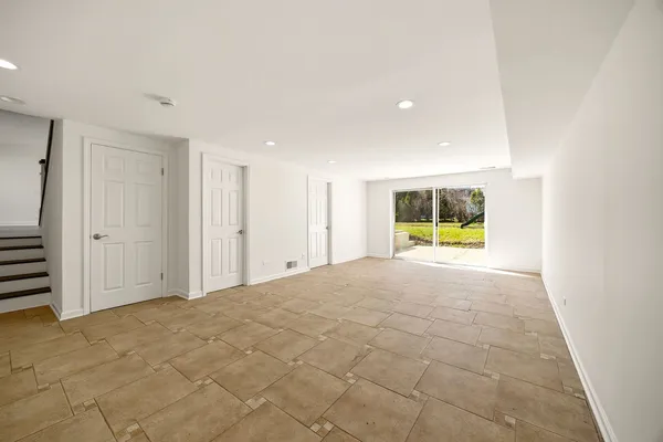 $747,700 | 215 Hibbard Road, Wilmette, IL 60091