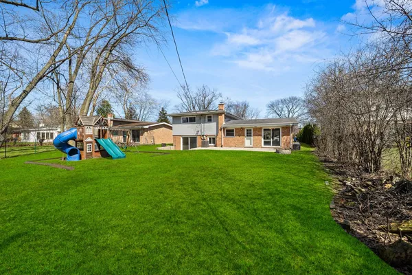 $747,700 | 215 Hibbard Road, Wilmette, IL 60091