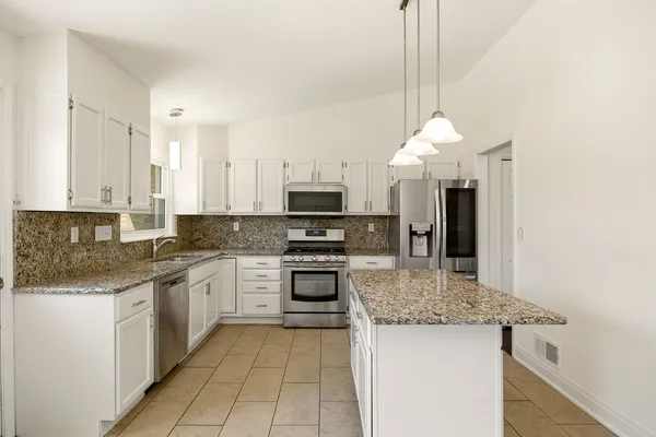 $747,700 | 215 Hibbard Road, Wilmette, IL 60091