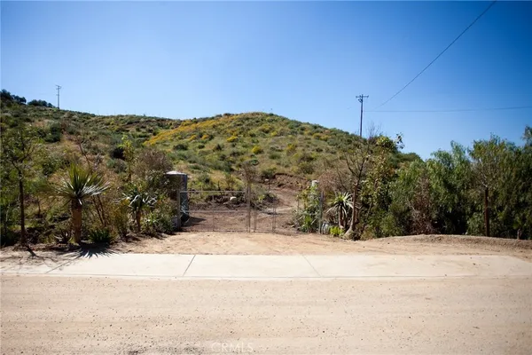 $875,000 | 11251 Spanish Hills Drive, Corona, CA 92883