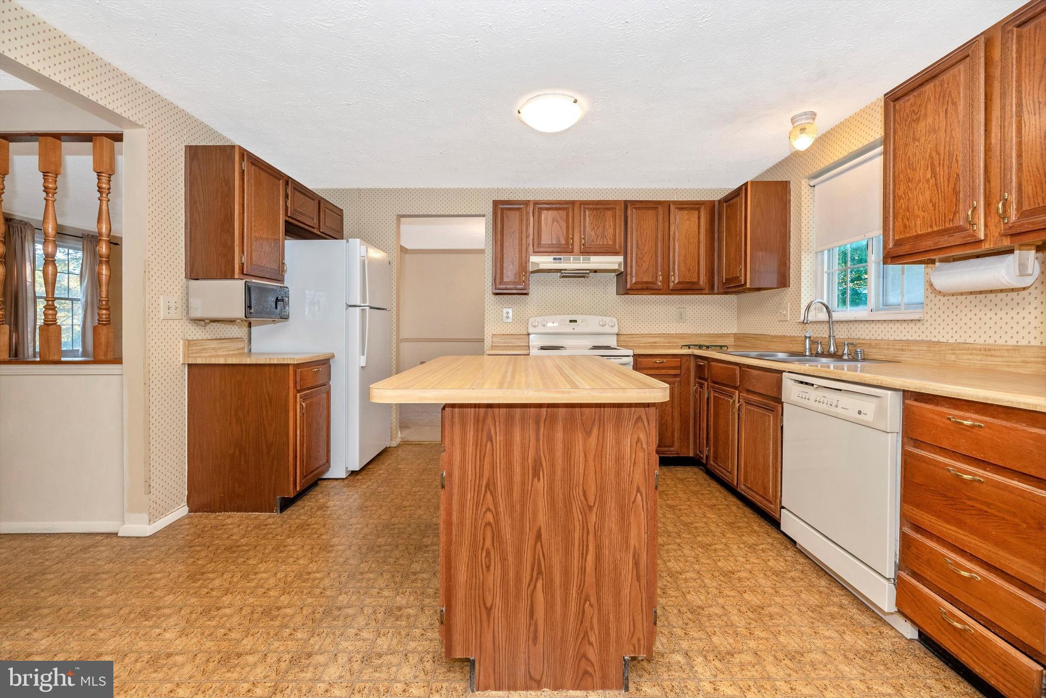 1811 Rustic Hill Court Frederick, MD 21702 - Photo 14 of 57