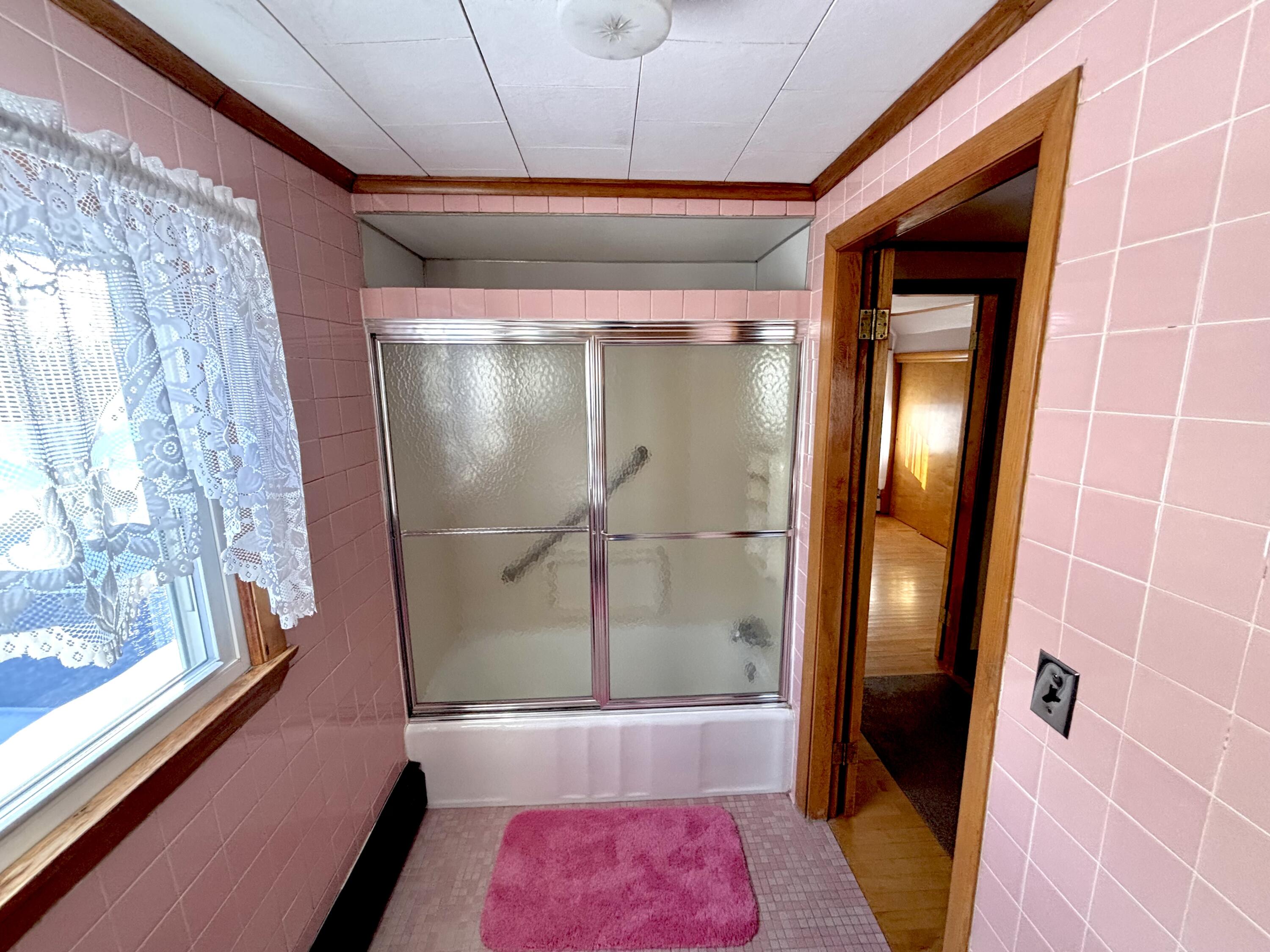 22 Colony Place Millinocket, ME 04462 - Photo 28 of 39 IMG_5204