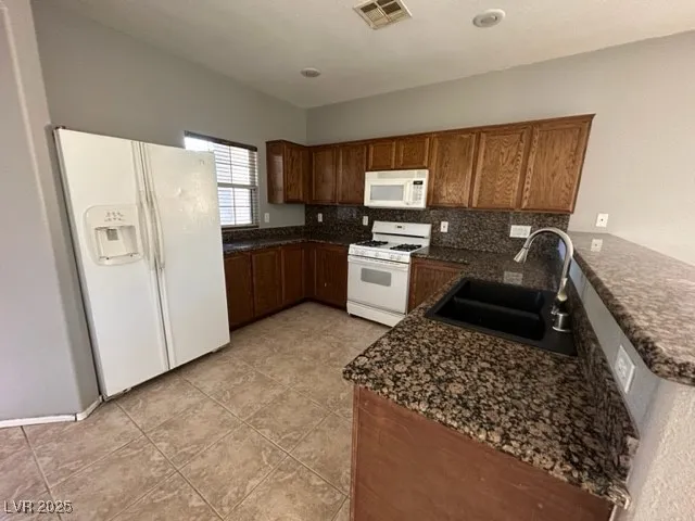 $1,995 | 6508 Kenya Springs Street, North Las Vegas, NV 89086