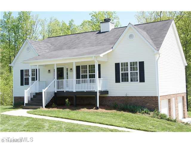 6867 Rangecrest Road Belews Creek, NC 27009 - Photo 1 of 15 Exterior Front.