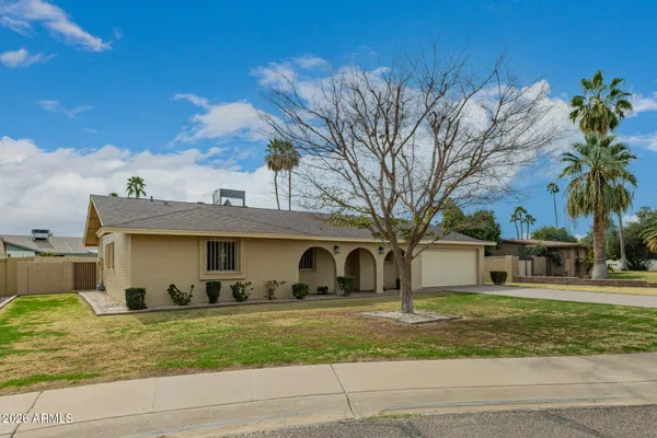 $639,000 | 3835 East Altadena Avenue, Phoenix, AZ 85028