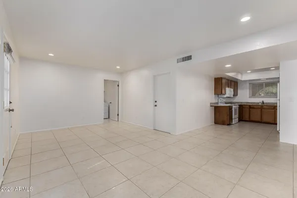 $639,000 | 3835 East Altadena Avenue, Phoenix, AZ 85028
