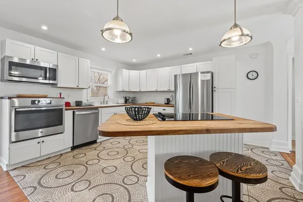 $3,500 | 414 Charles Place, Roswell, GA 30075