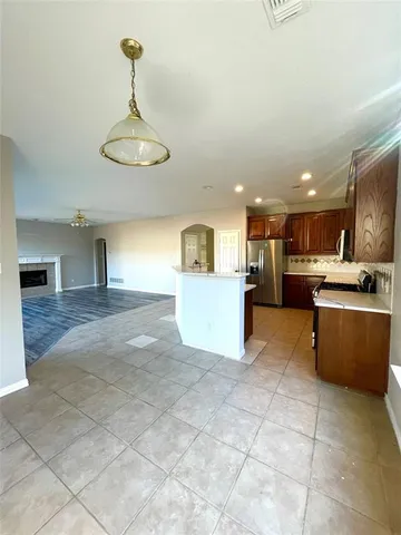 $2,750 | 322 Suncreek Drive, Allen, TX 75013