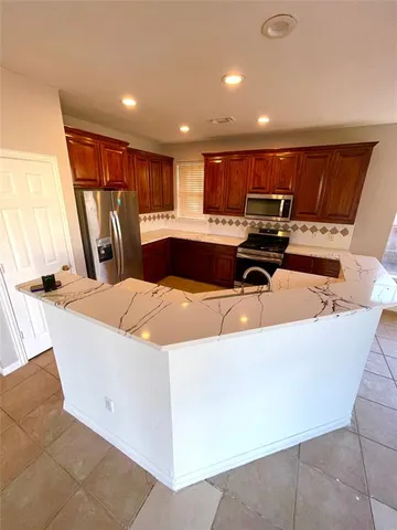 $2,750 | 322 Suncreek Drive, Allen, TX 75013